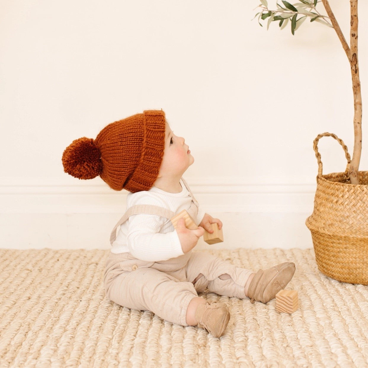 Classic Pom Hat, Cinnamon, Baby Beanie, Kids Clothing [size:small]