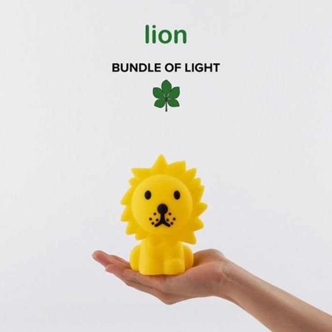 Lion Bundle of Light